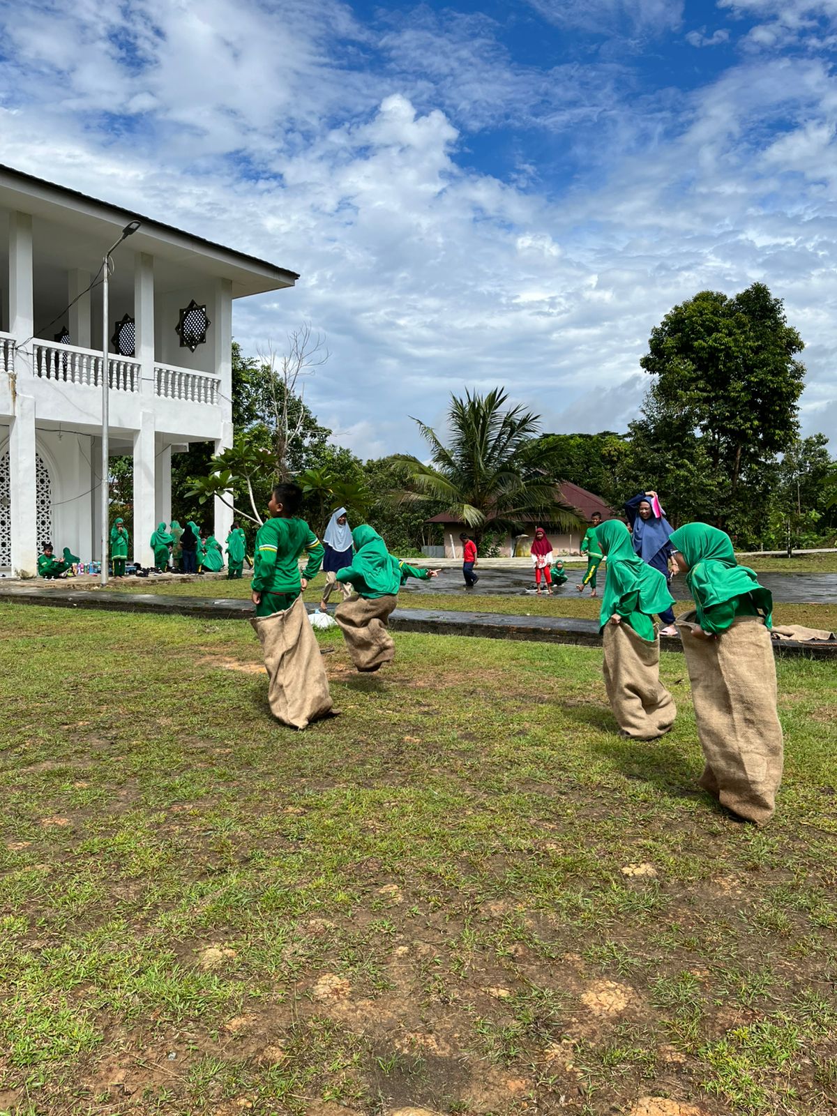 726ebc2c-d511-49da-a15e-872a6f6254b5