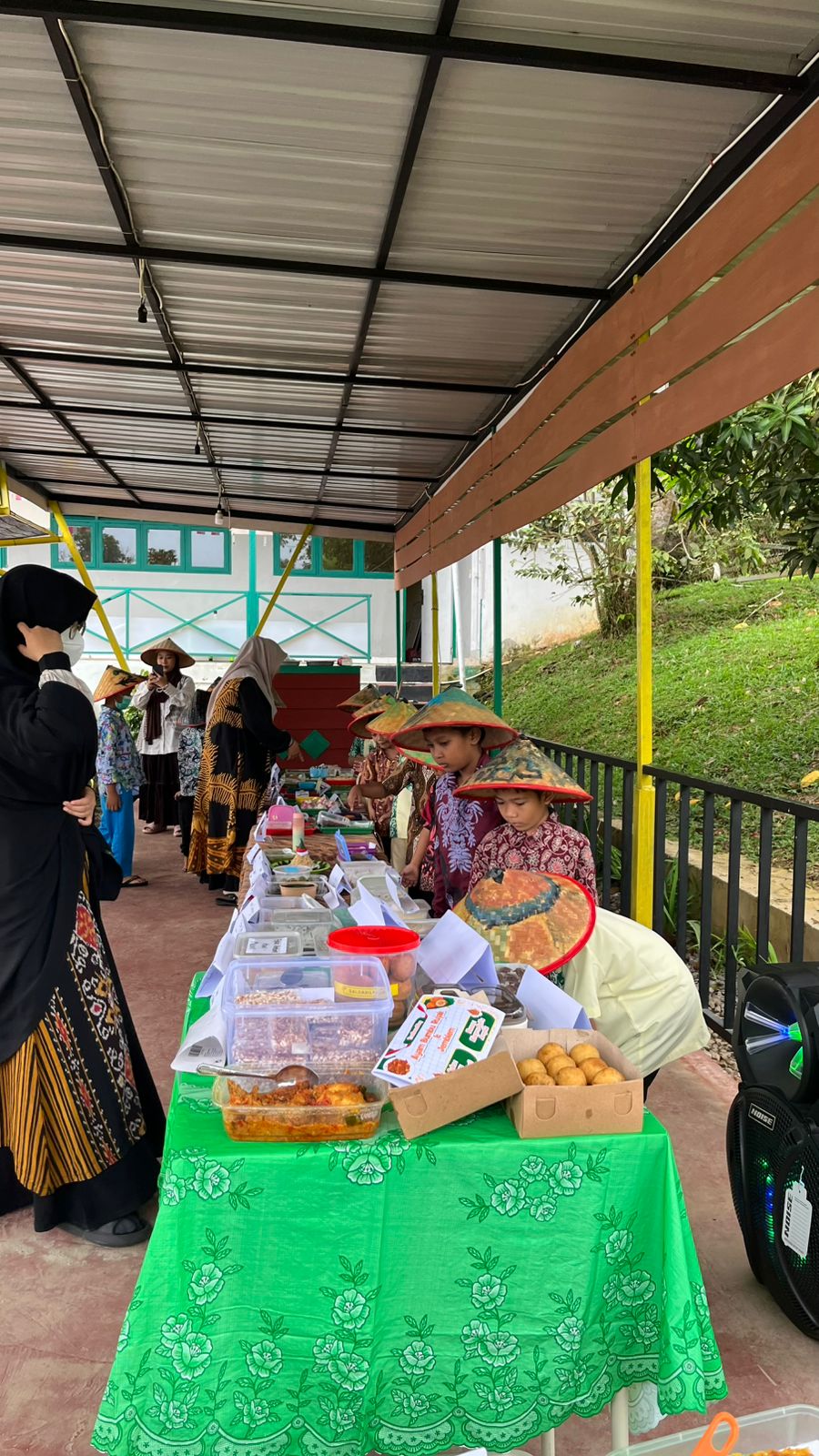 fe46b934-333f-4580-9c51-e74d08a8bc6c